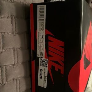 Jordan 1 retro low og, sz11, new